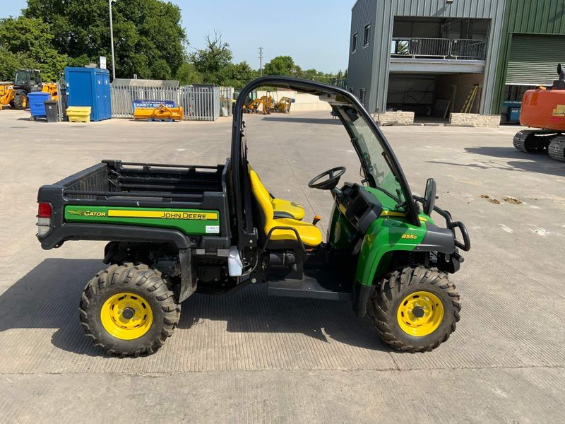 John Deere 855D Gator